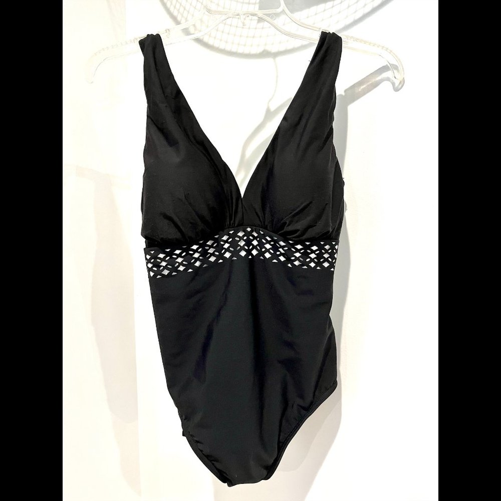 Miraclesuit One Piece Swimsuit Black With White Contrast Cutouts Size 12